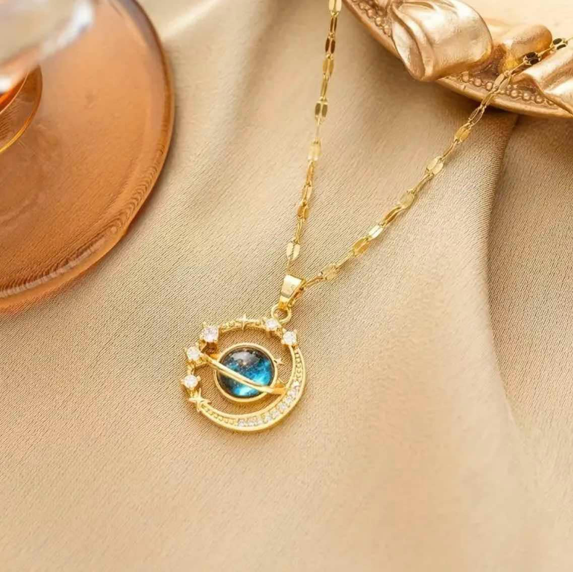 Collier en acier inoxydable avec pendentif planète étoilée-Ornée de Gemmes bleu pour Femme